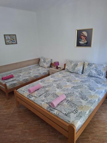 Gallery image of Apartmani Milica Dojran in Star Dojran