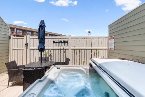 Φωτογραφία από το άλμπουμ του Luxury Beach Escape - Private Hot Tub - Pool στο Όσεαν Σίτι