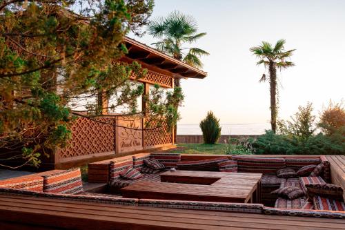 Ein Garten an der Unterkunft Dreamland Oasis