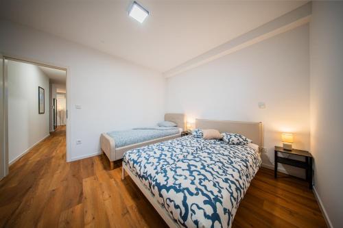 Zagreb 189 - Bedroom - Parking - New - Apartment - Flexible Keybox Entry - Modern - Monthly Rent - WiFi