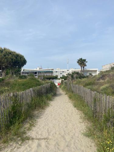 Studio tout confort vue mer