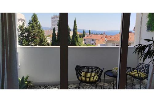 LELU Luxury with Sea Views near Centre and Bačvice Beach