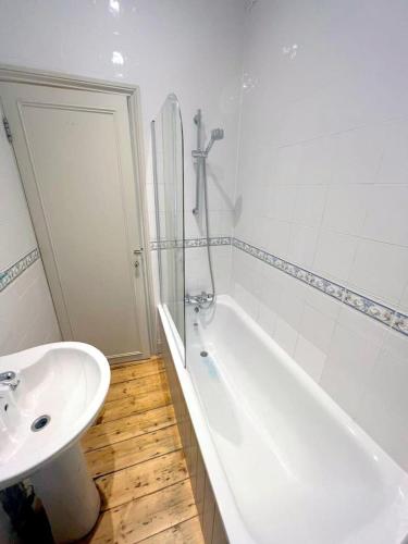 Ένα μπάνιο στο Triple Studio in South London