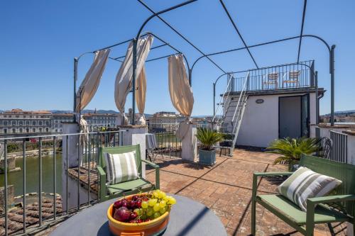 Romantic Terrace Apartment