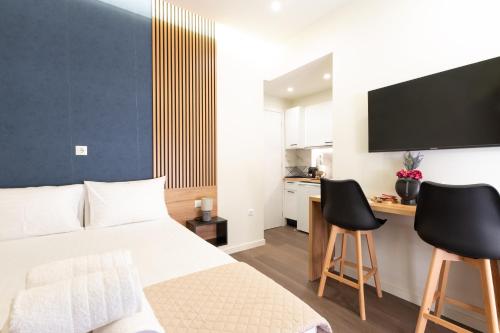 Modern Rooms Pagrati