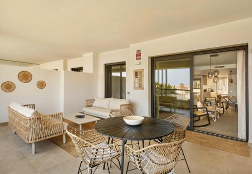 Coastal Elegance Retreat