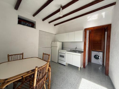 Η κουζίνα ή μικρή κουζίνα στο House La Pennata - sea view
