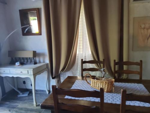 Fotografie z fotogalerie ubytování A Teppa v destinaci Luri