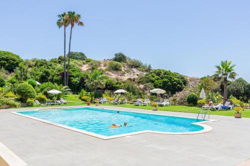 Beachfront apartment Praia dos Aveiros