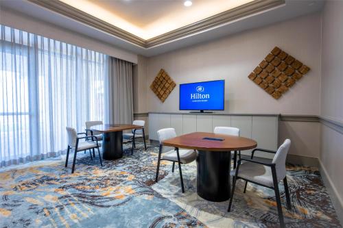 TV o dispositivi per l'intrattenimento presso Hilton Barbados Resort