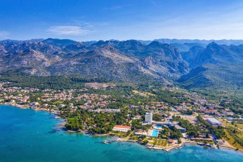 Apartment in Starigrad-Paklenica 43595