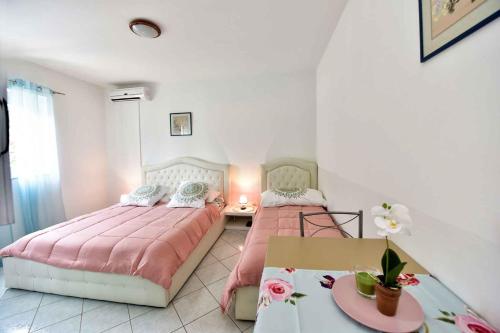 Apartments in Vranici/Porec - Istrien 47130