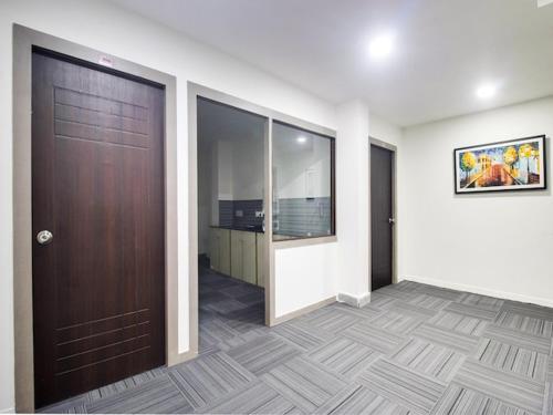 Φωτογραφία από το άλμπουμ του Home stays service Apartment στο Χιντεραμπάντ