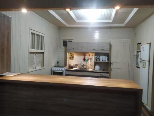 Dapur atau dapur kecil di Casa na Jagua com vista para o mar