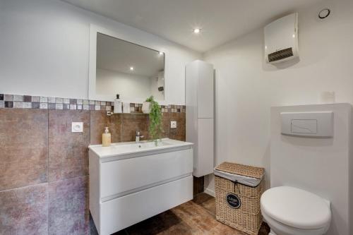 Bilik mandi di La Porte de la cité