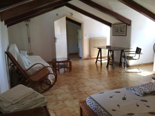 Χώρος καθιστικού στο Stamatina's House