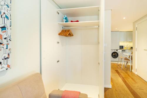 Discover Lisbons History - Stylish apartment in Alfama