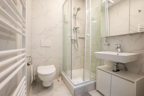 Comfort Studio with Queen-Size Bed, Self Check-in K1