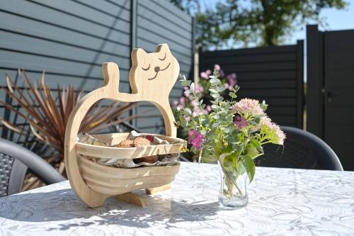 Au calme dans maison en rez de jardin à 2,2 kms du Groupama stadium et salle LDLC Arena