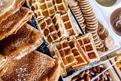 Gallery image of Blue Boutique Hotel in Dhërmi