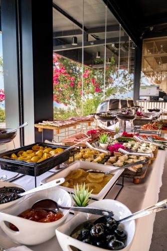 Gallery image of Blue Boutique Hotel in Dhërmi