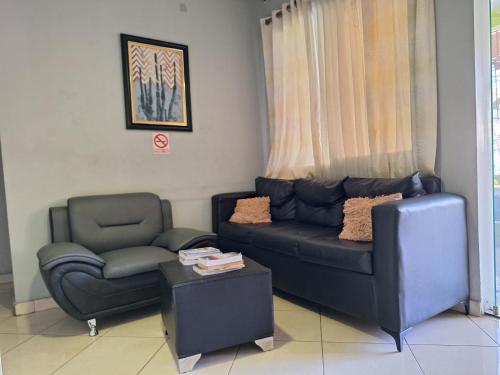 Χώρος καθιστικού στο Hotel Enrique I Gazcue, Bed and Breakfast