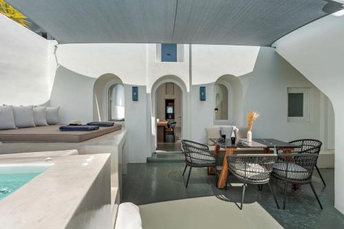 Luxury Grand Santorini Villa 3 Bedrooms Unforgettable Caldera Sea Views