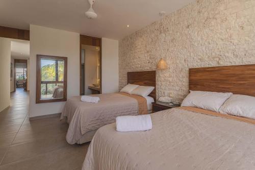 Gallery image of Cuzamil, big waterfront house in Chicxulub