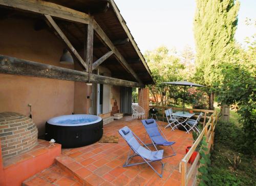 Zahrada ubytování Gite pour 2 en pleine nature avec jaccuzzi