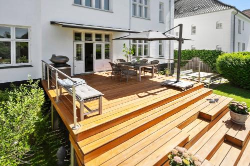 Κήπος έξω από το Exclusive apartment with private terrace