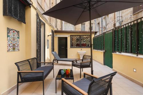 Quintino Terrace Apartment near Termini Station