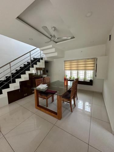 Χώρος καθιστικού στο Cozy Homestays
