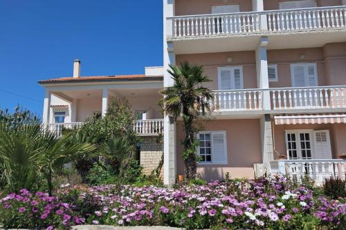 Apartments by the sea Rab - 24761