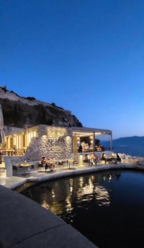 ROMANTIC NAYPLIO-Castle view