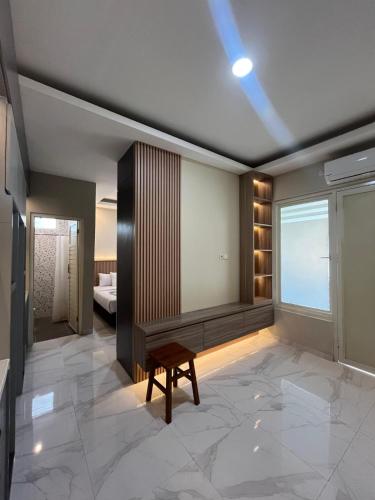 Posezení v ubytování El Nipa Hotel Labuan Bajo