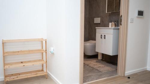 Fotografie z fotogalerie ubytování Stylish 1BR Flat in Milton Keynes Central v destinaci Milton Keynes
