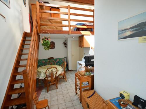 Photo de la galerie de l'établissement Maison cosy pour 4 avec parking près de la plage - FR-1-705-91, aux Mathes