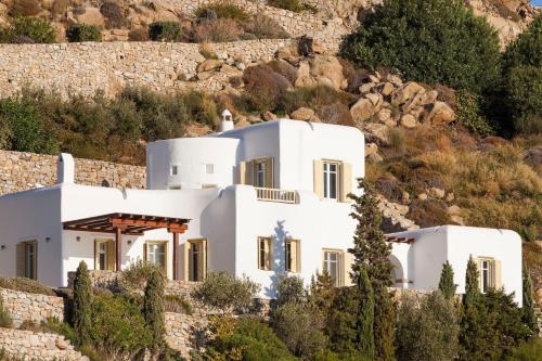 Excellent Mykonos Villa Villa Psarrou Beta 5 Bedrooms Stunning Sea Views Psarrou