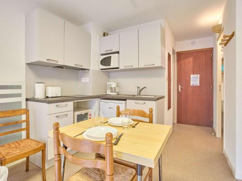 Studio calme avec Wifi et parking à Barbotan-les-Thermes - FR-1-841-37