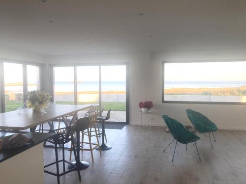 Φωτογραφία από το άλμπουμ του NEW ! ! Vue mer panoramique - Plage 100m σε Plouarzel