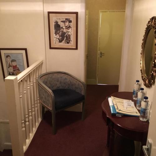Ruang duduk di The Gordon House Hotel