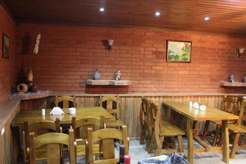 Restoran atau tempat lain untuk makan di Heyvany