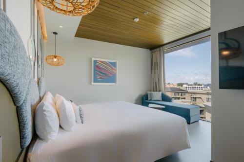 Postel nebo postele na pokoji v ubytování Metadee Concept Hotel