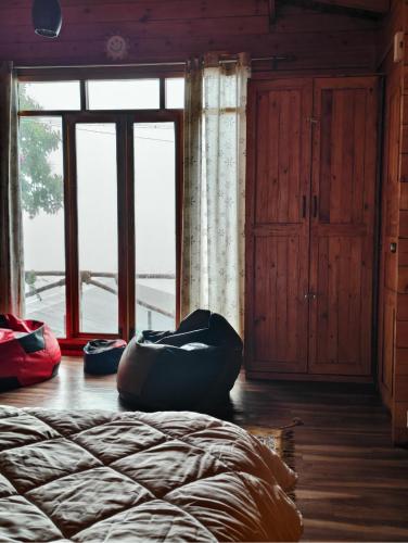 Postel nebo postele na pokoji v ubytování Signature stay