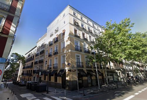 Luz y diseño en Malasaña, Piso céntrico y nuevo