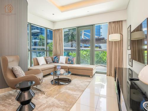 Elegant 2 Bedroom Apartment with Pool Views at Business Bay 211DPA-2