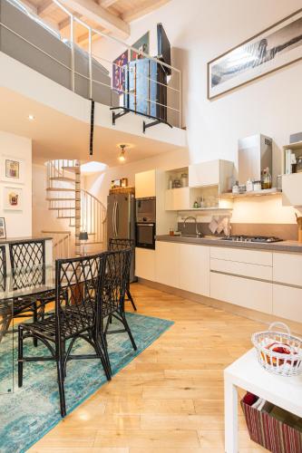 Spacious Loft onebdroom Fiera area - Mirable PM