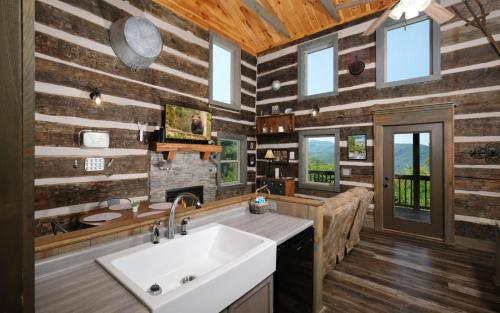 Fotografie z fotogalerie ubytování Sheriffs Cabin v destinaci Gatlinburg