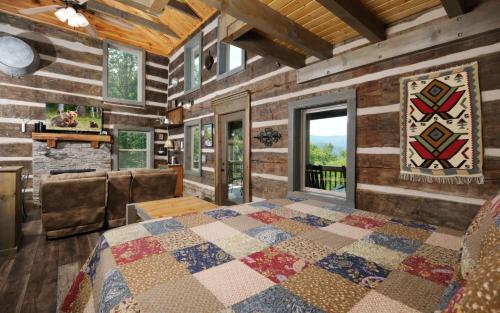 Posezení v ubytování Sheriffs Cabin