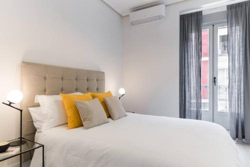Luz y diseño en Malasaña, Piso céntrico y nuevo